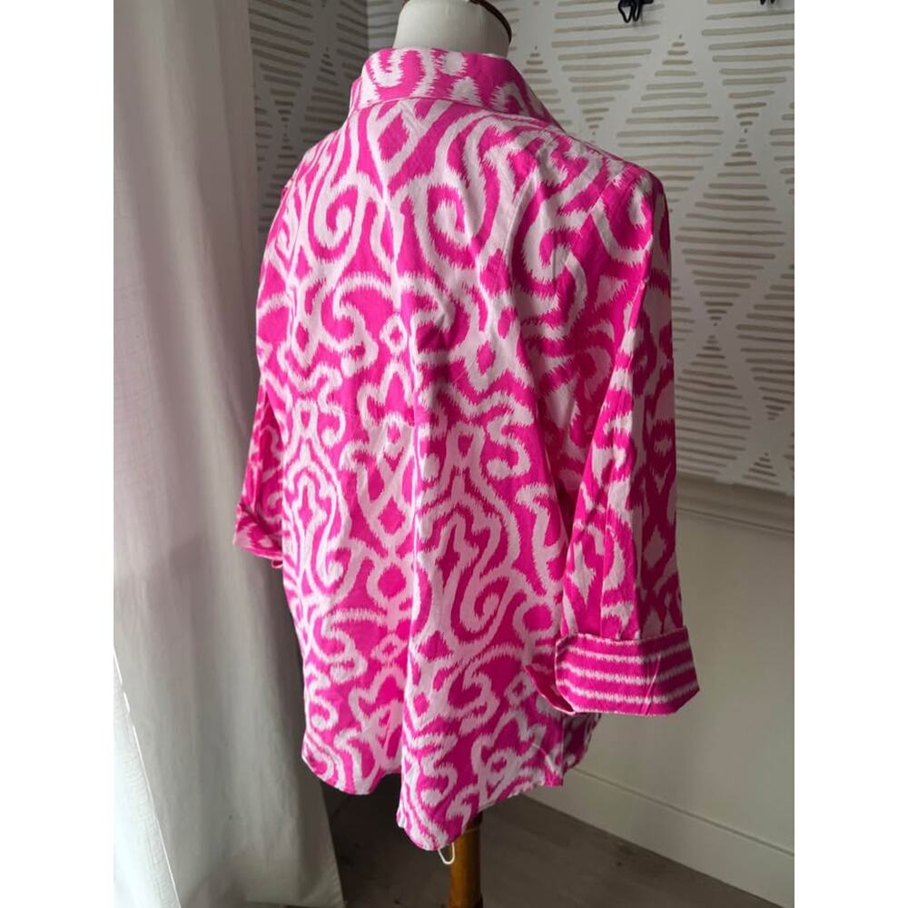 Gretchen Scott Women’s Large Pink Arabesque Ikat Print Boyfriend Shirt - Picture 5 of 8
